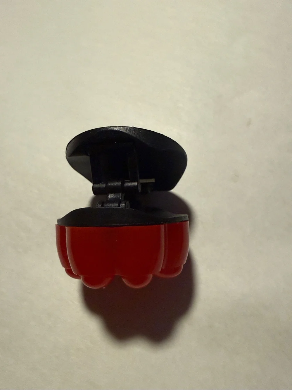 Red Shimmery Resin Paw Phone Grip - (Pop Socket type)